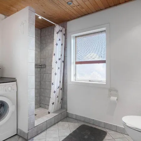 417-hvide-sande-karen-brands-vej-104 Дом отдыха